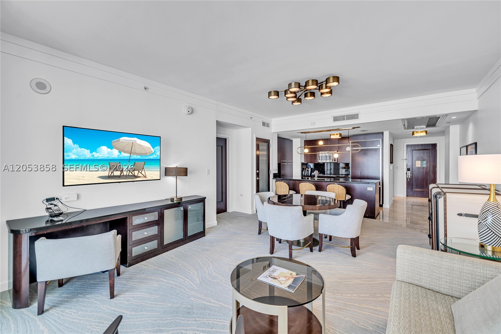 FONTAINEBLEAU III OCEAN C - Residential