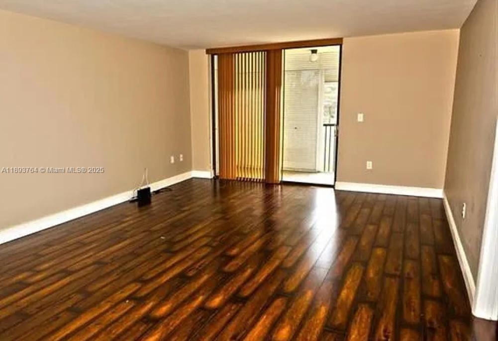 INVERWOOD CONDO - Residential