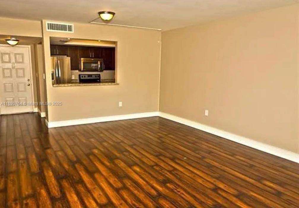 INVERWOOD CONDO - Residential