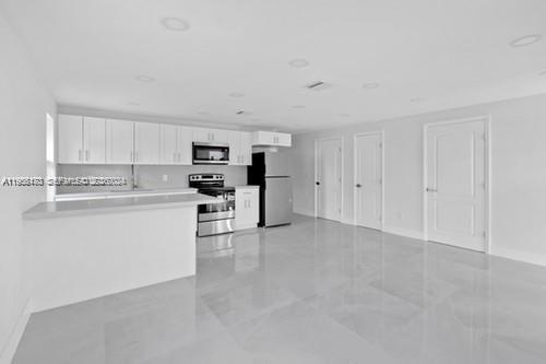 LINCOLN PARK ADD TO HOMES - Residential