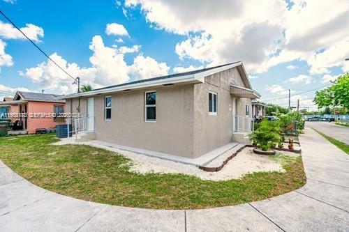 LINCOLN PARK ADD TO HOMES - Residential