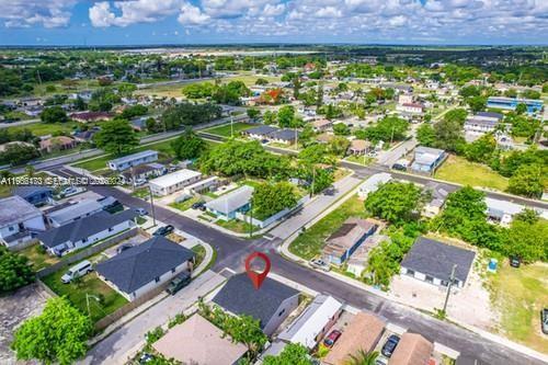 LINCOLN PARK ADD TO HOMES - Residential