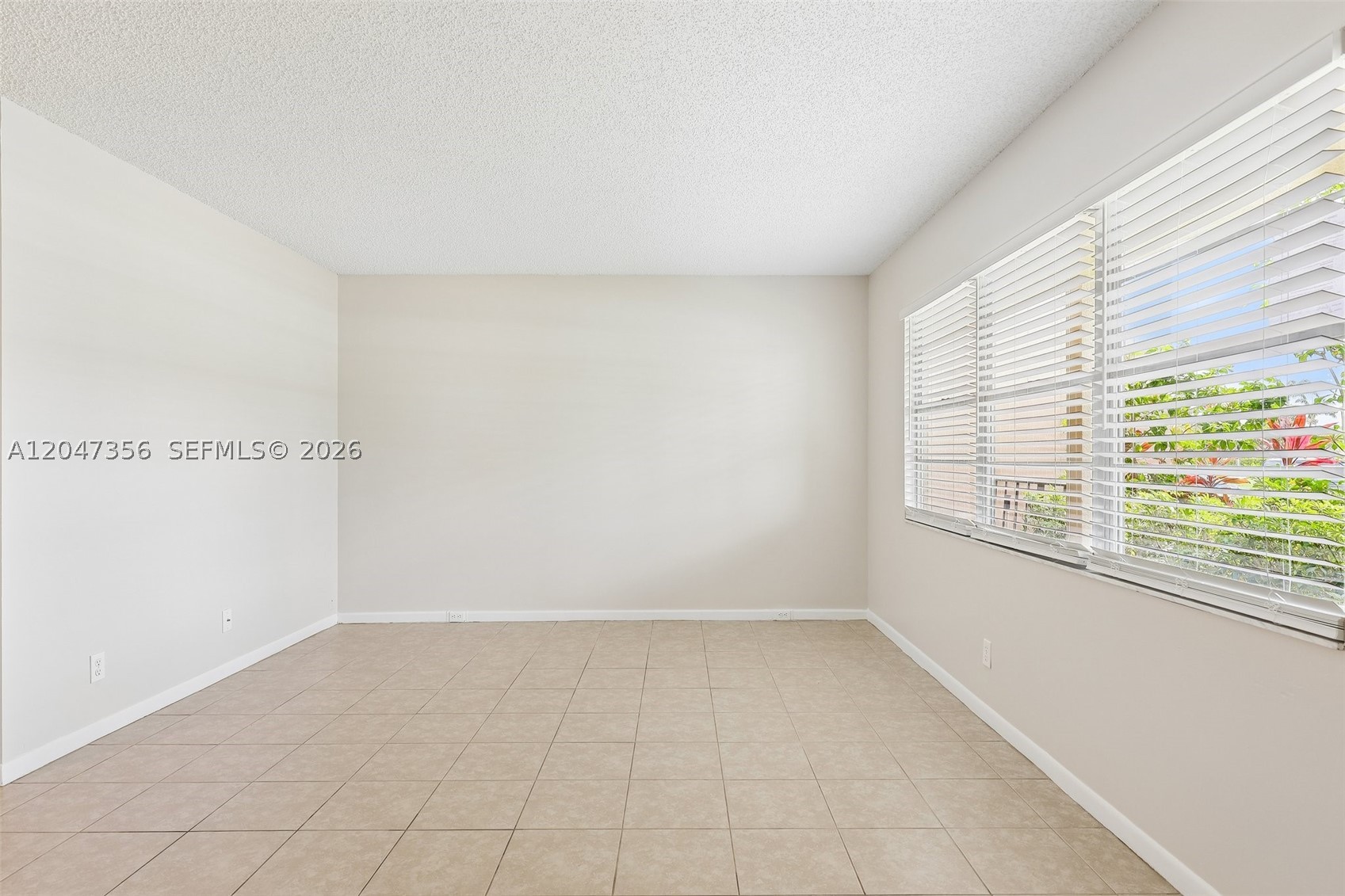 KINGSLEY AT CENTURY VILLA - Residential