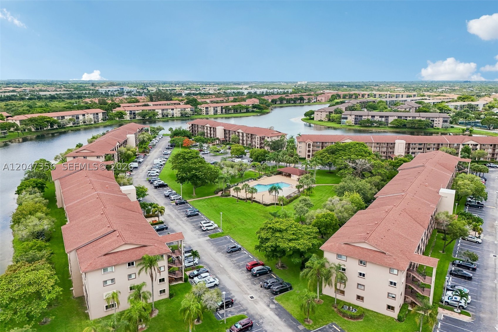 KINGSLEY AT CENTURY VILLA - Residential