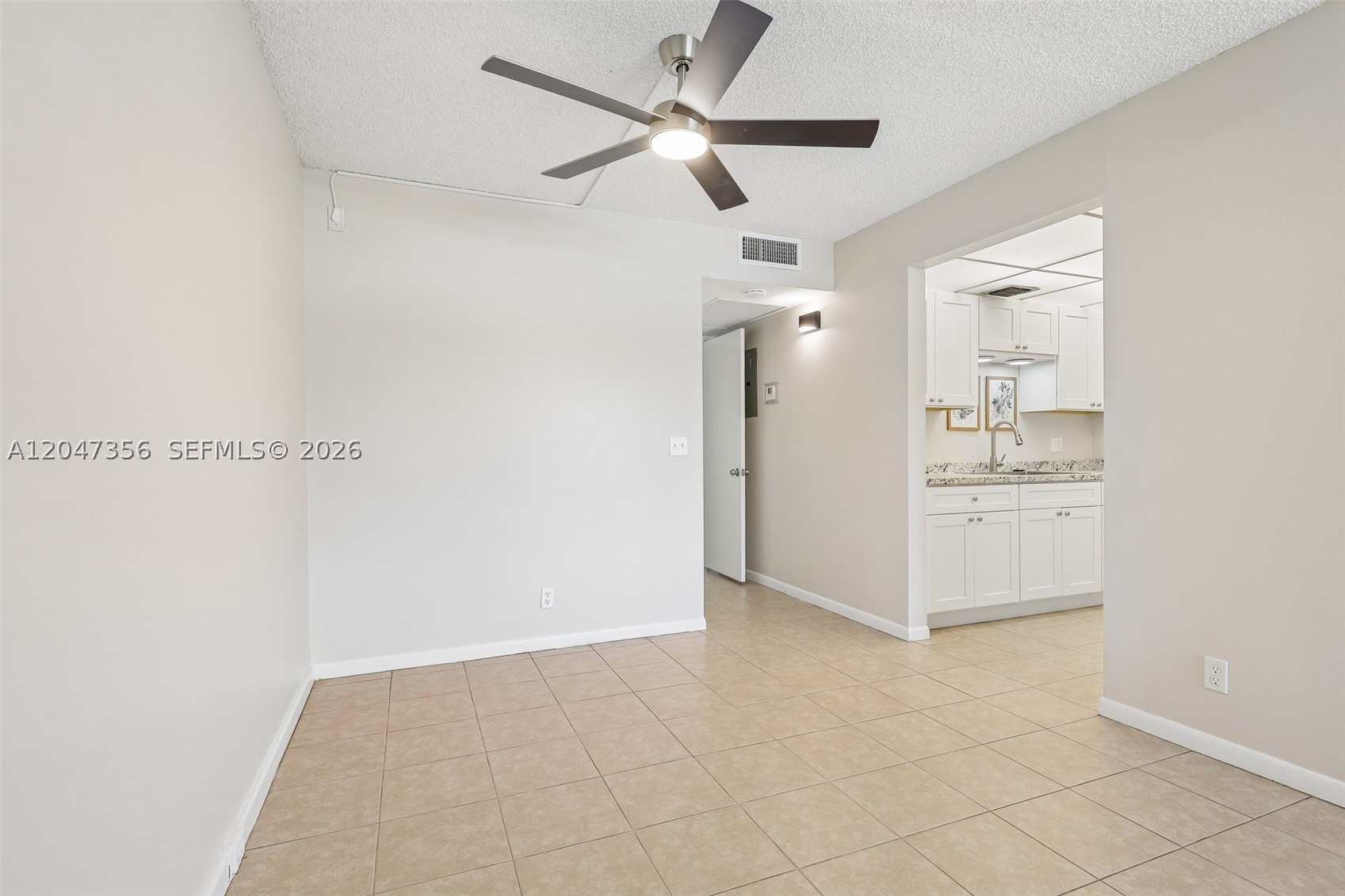 KINGSLEY AT CENTURY VILLA - Residential