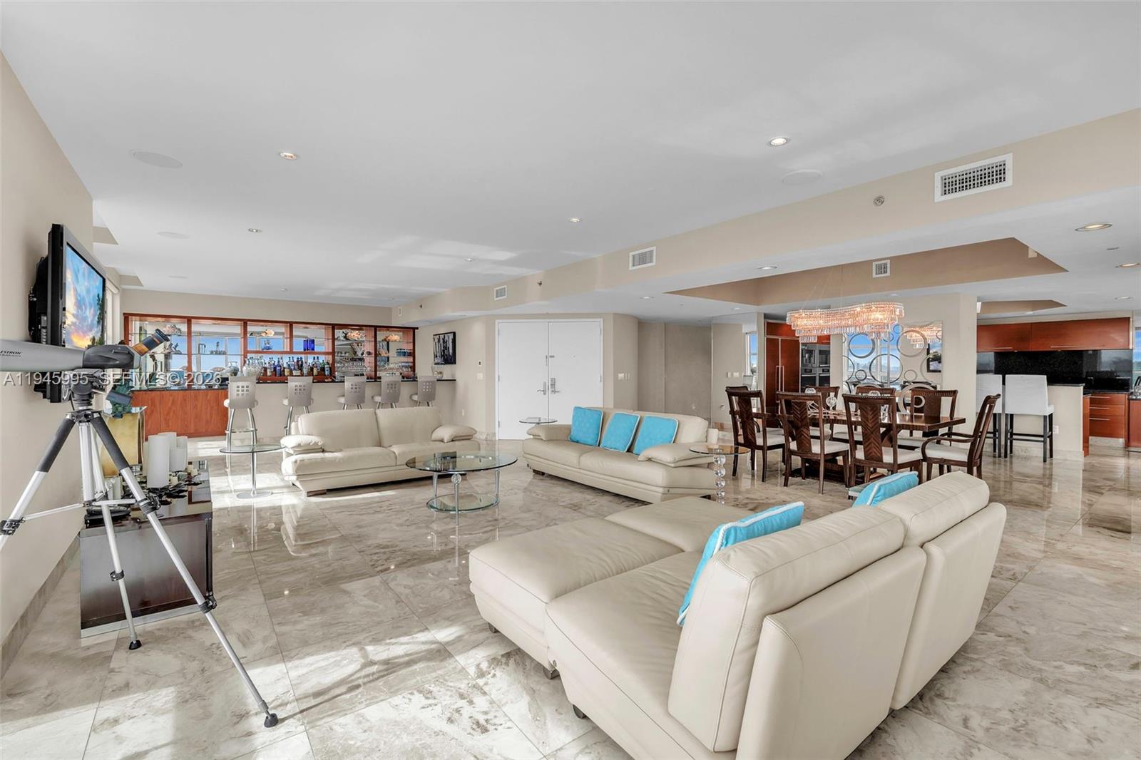 LAS OLAS BEACH CLUB CONDO - Residential