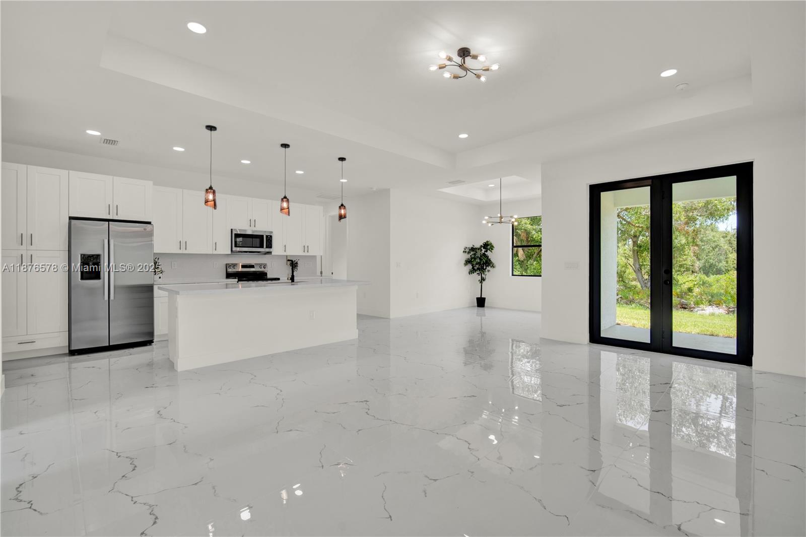 PORT CHARLOTTE - Residential