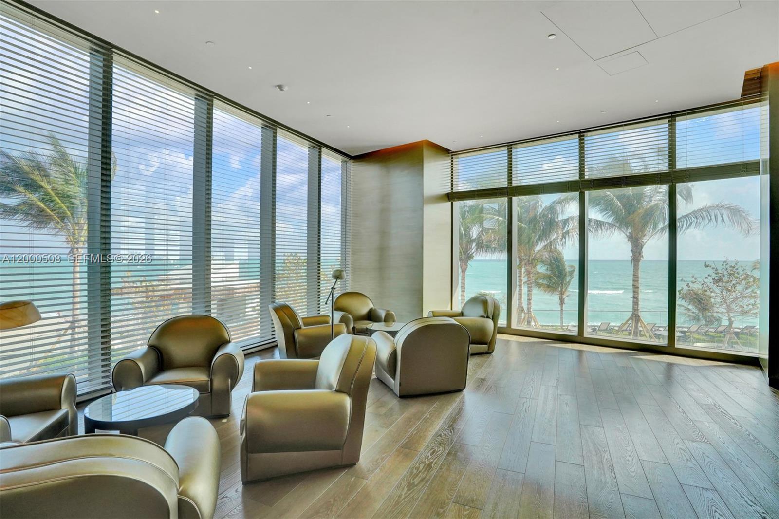ARMANI CASA - Residential