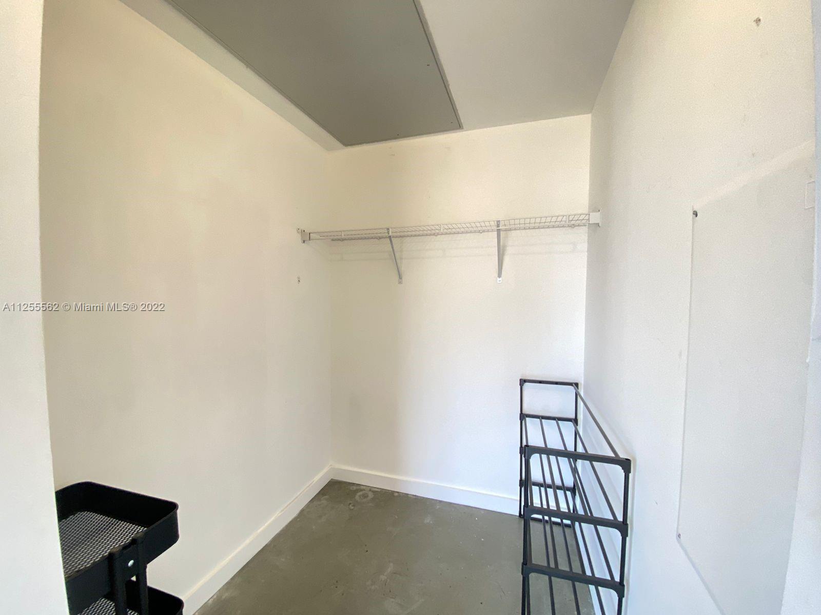 CENTRO CONDO - Residential Lease