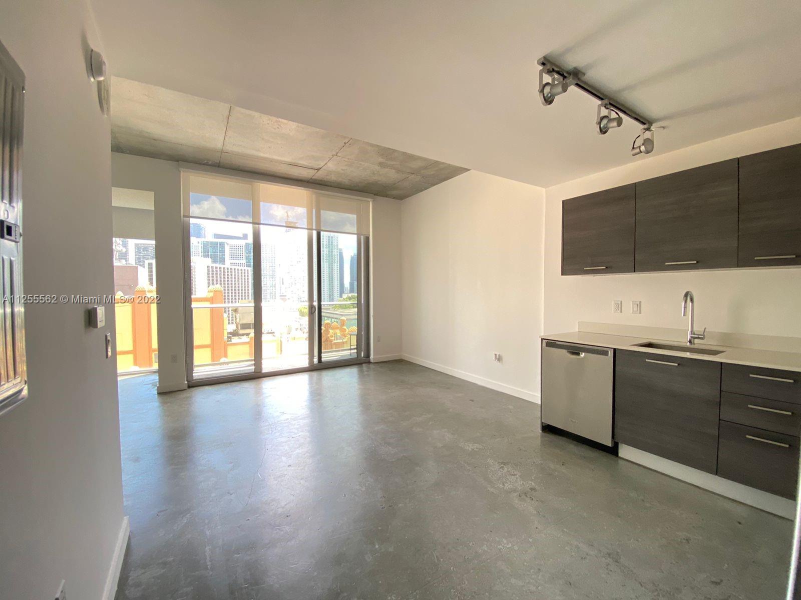 CENTRO CONDO - Residential Lease