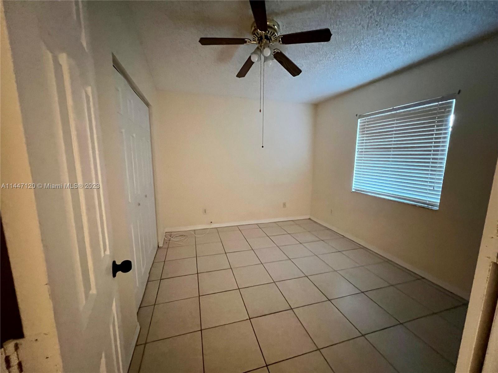 CENTEX-REPLAT OF A PORTIO - Residential Lease