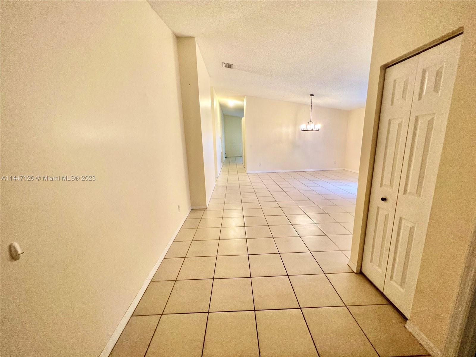 CENTEX-REPLAT OF A PORTIO - Residential Lease