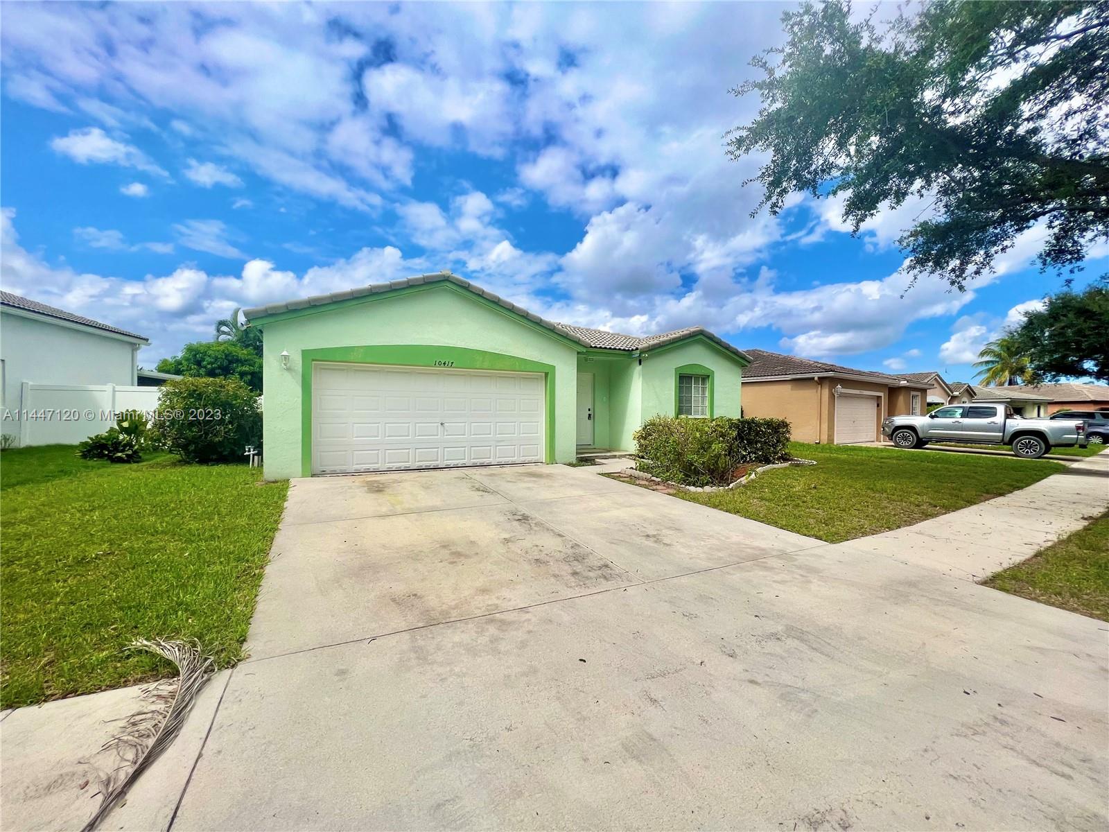 CENTEX-REPLAT OF A PORTIO - Residential Lease