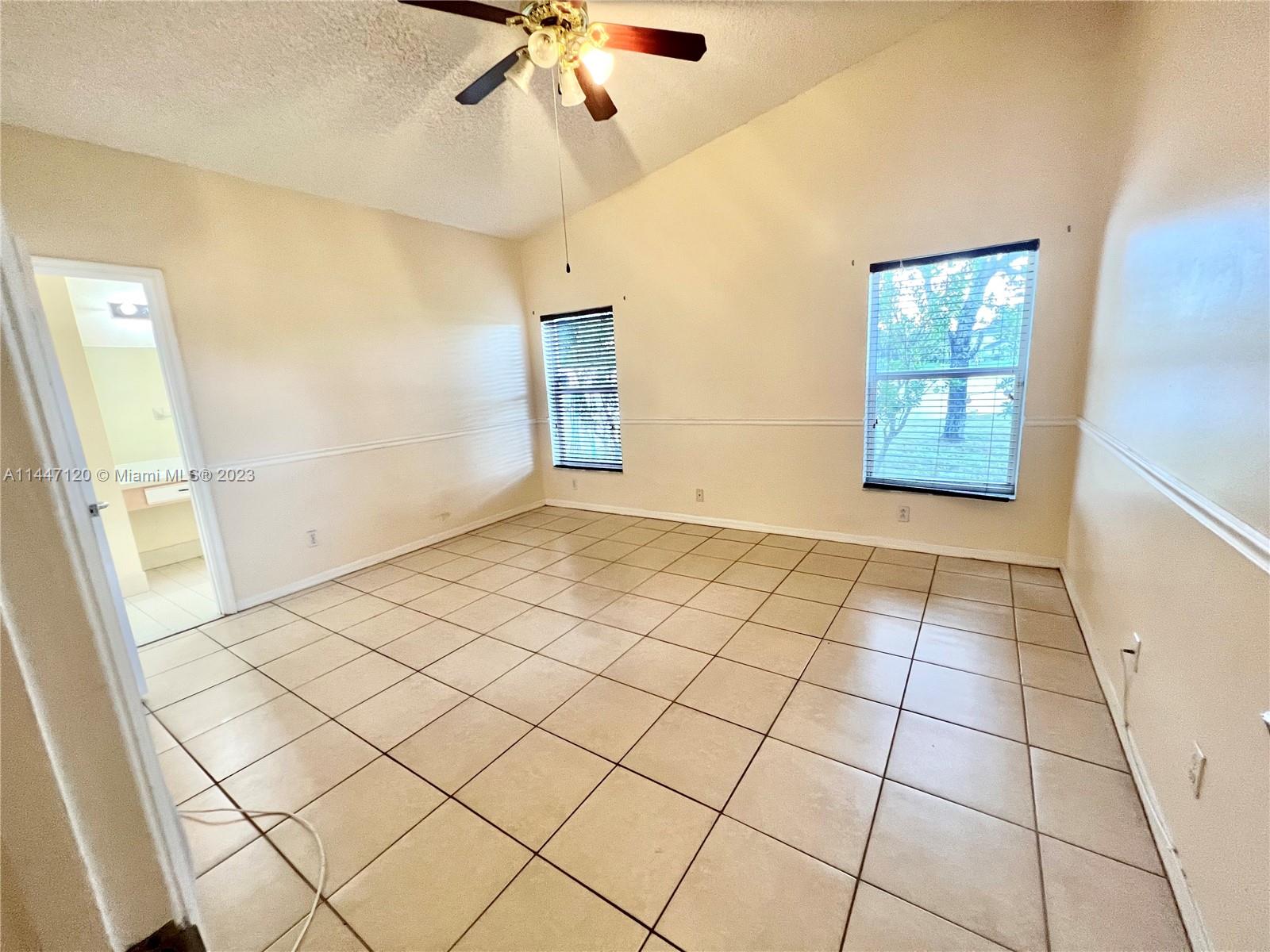 CENTEX-REPLAT OF A PORTIO - Residential Lease