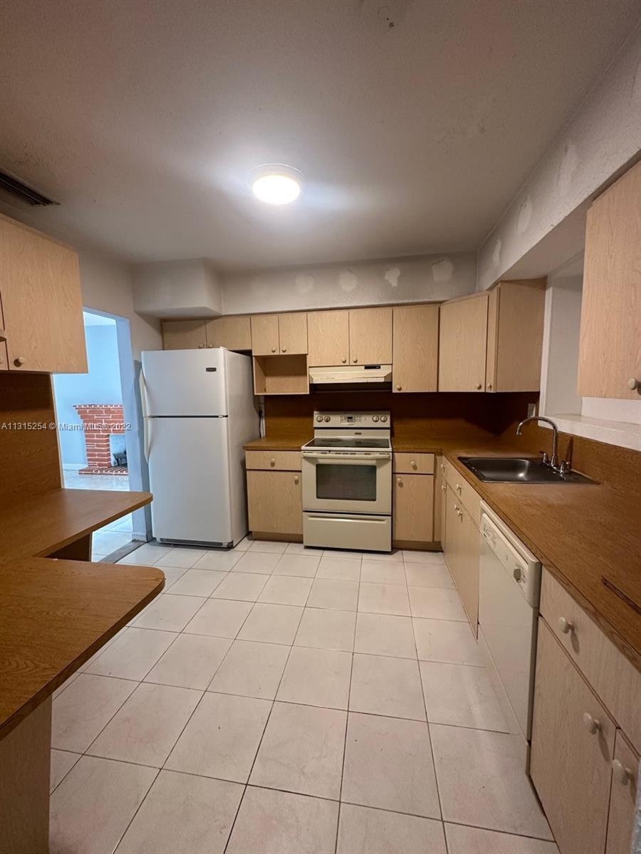 MEADOWS PARK - Residential