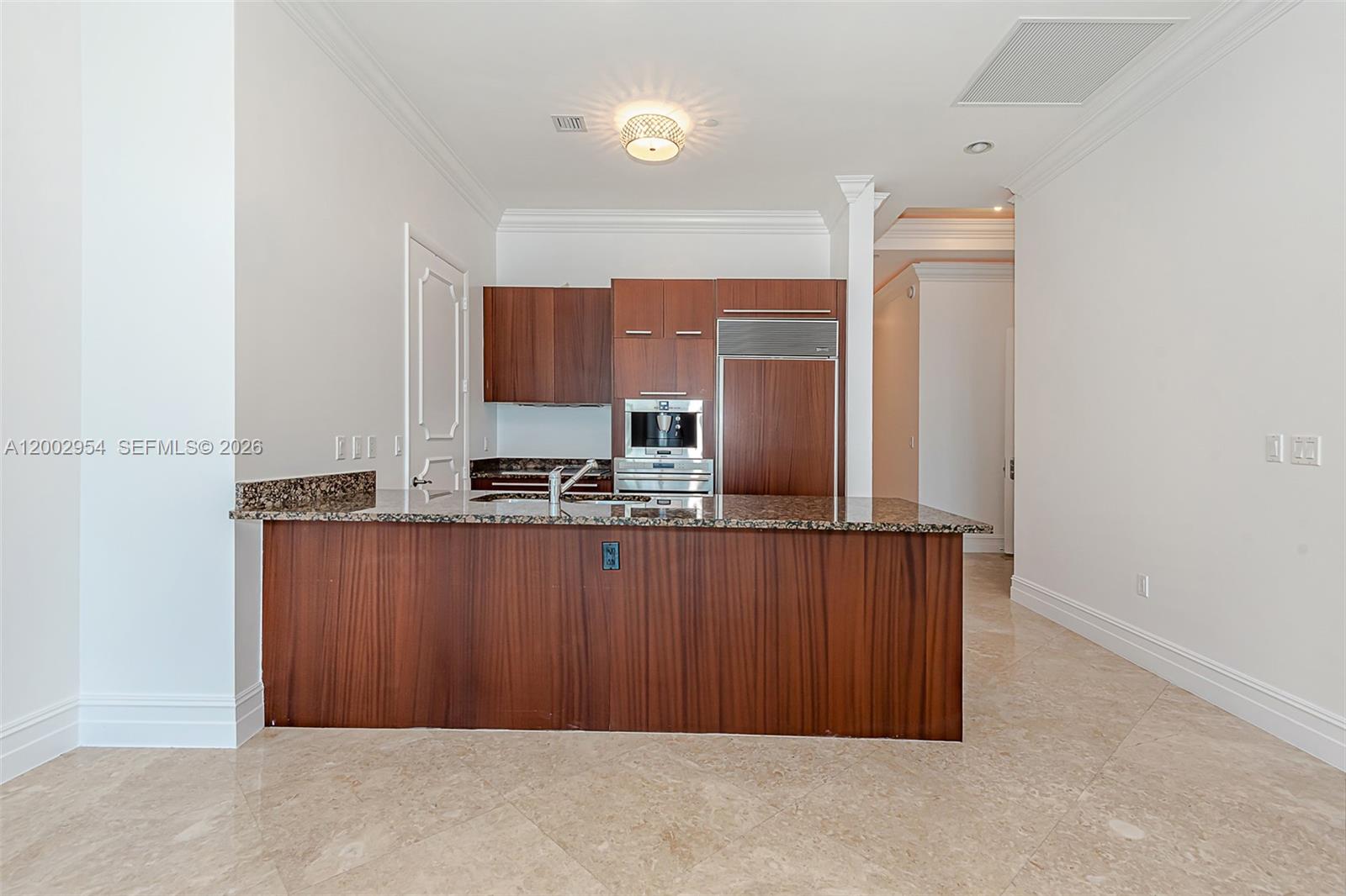 TDR TOWER II CONDO - Residential