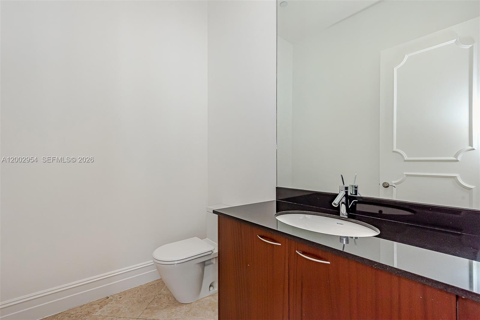 TDR TOWER II CONDO - Residential