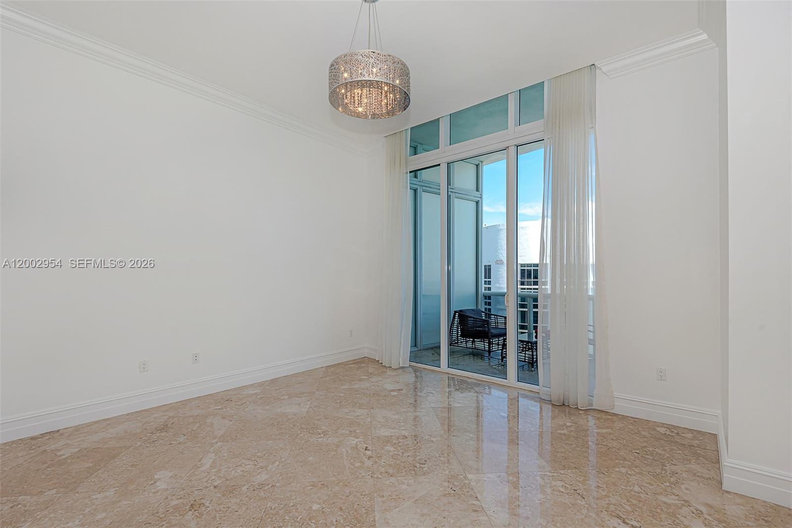 TDR TOWER II CONDO - Residential