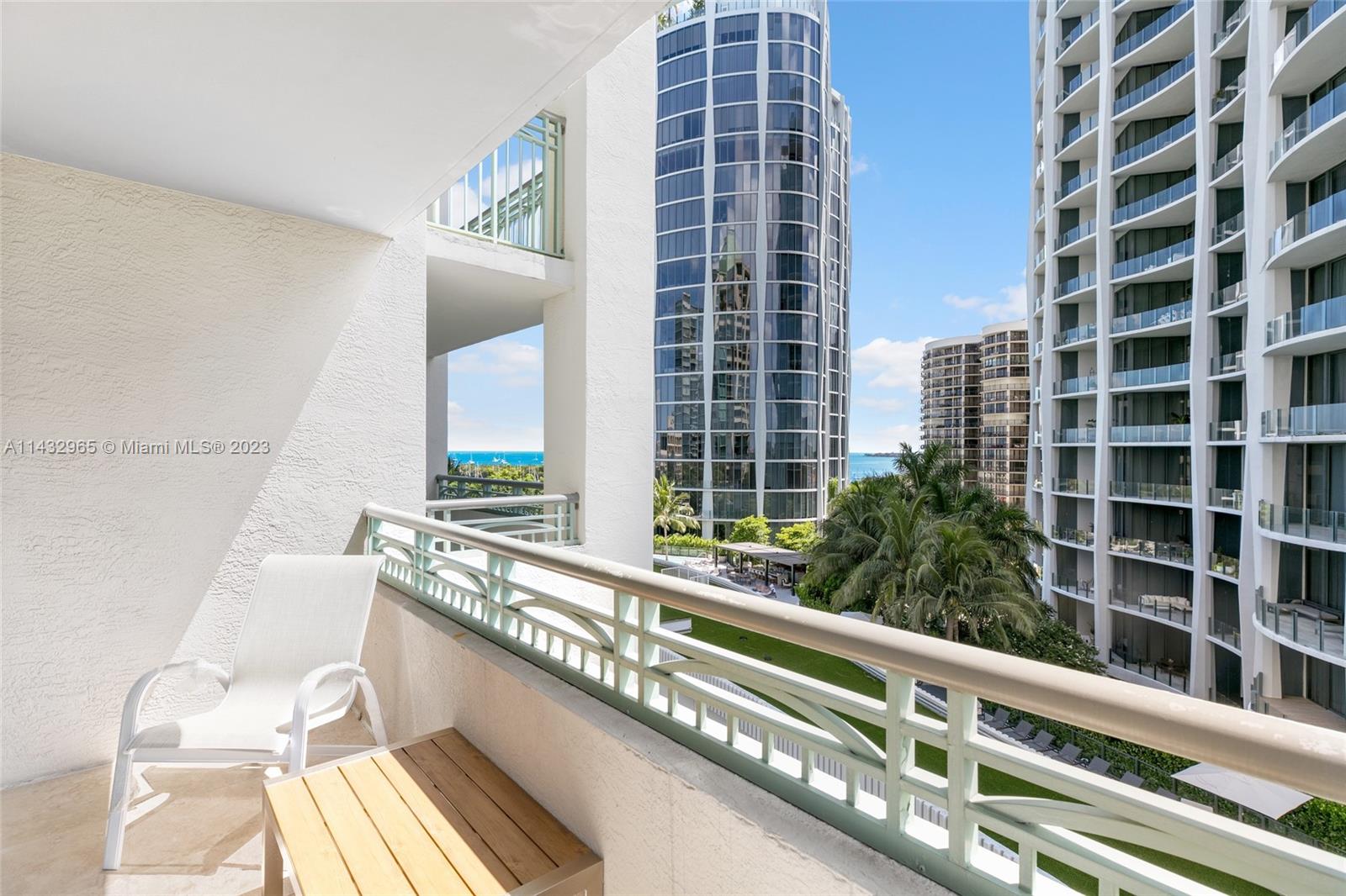 THE TOWER RESIDENCES COND - Residential