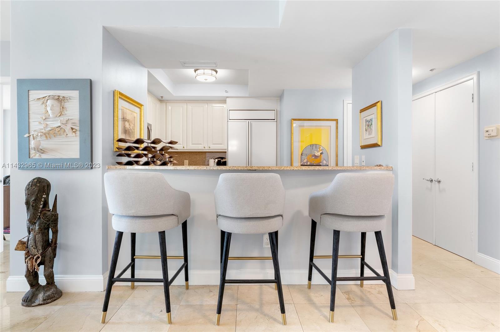 THE TOWER RESIDENCES COND - Residential