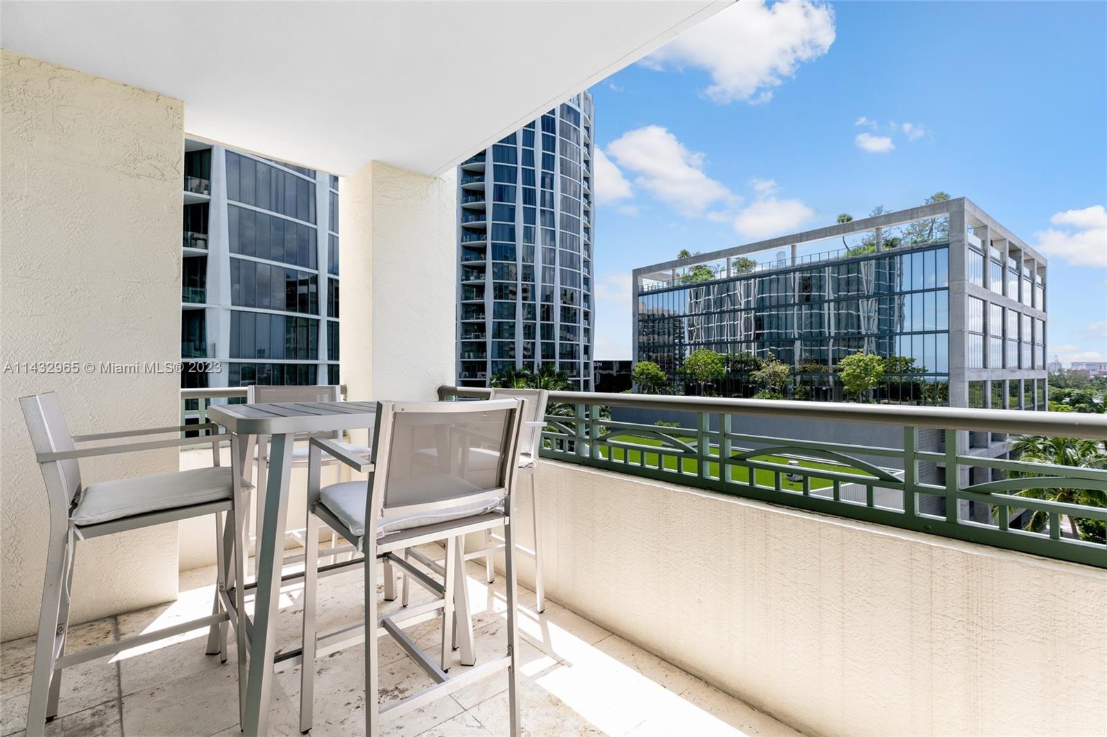 THE TOWER RESIDENCES COND - Residential