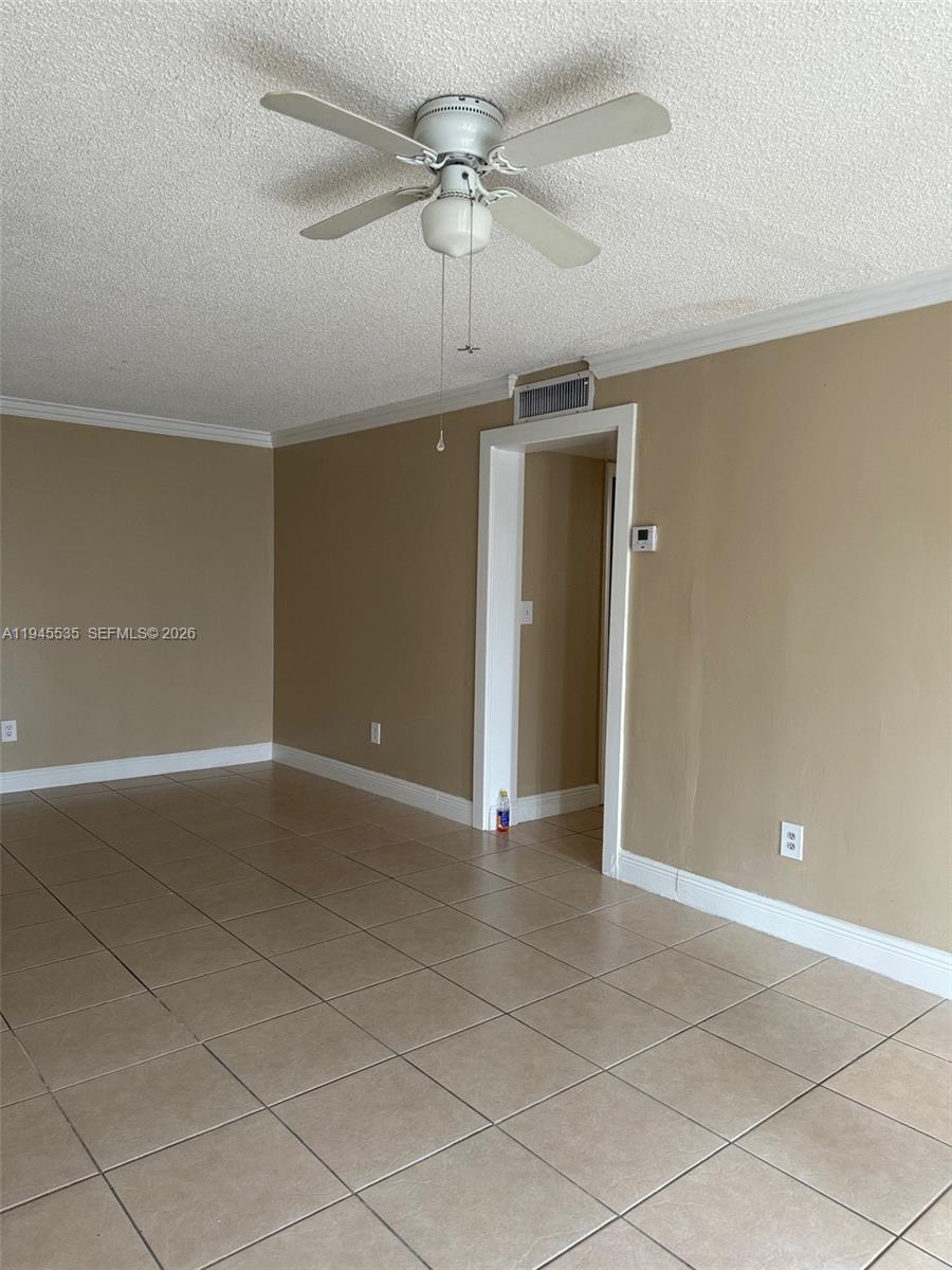MONTECARLO CONDO - Residential