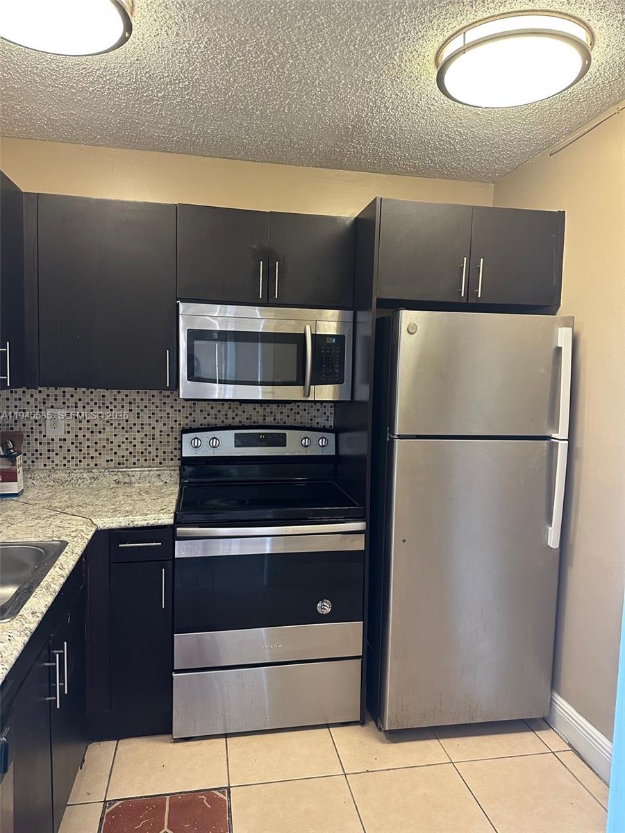 MONTECARLO CONDO - Residential