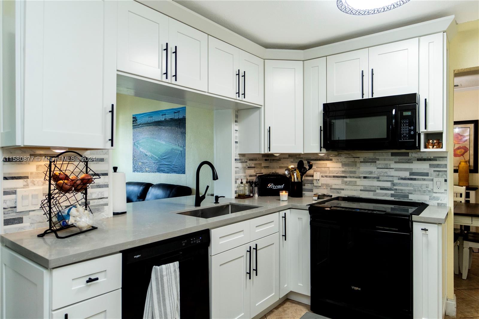 SUNRISE GOLF VILLAGE SEC - Residential