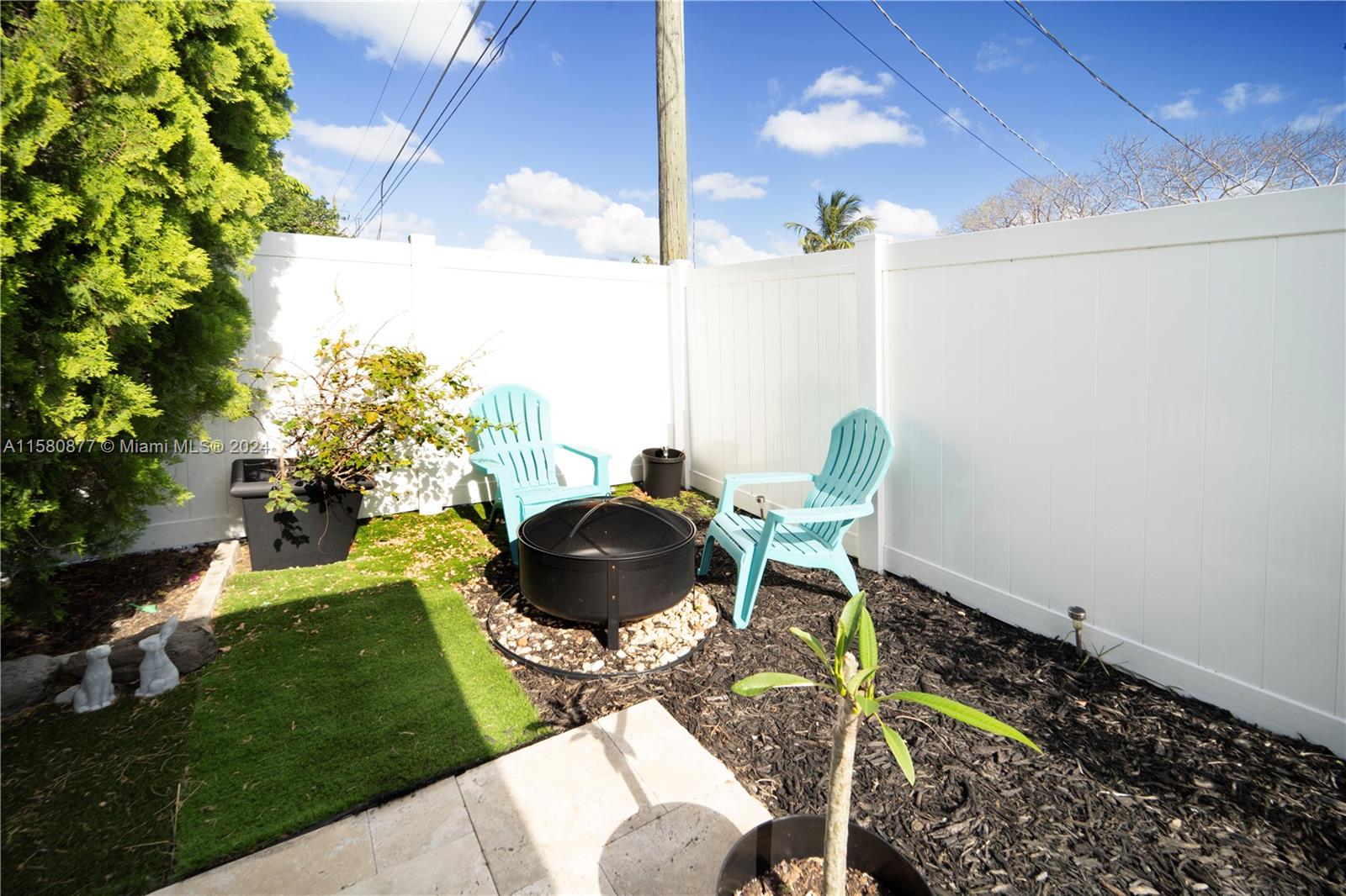 SUNRISE GOLF VILLAGE SEC - Residential
