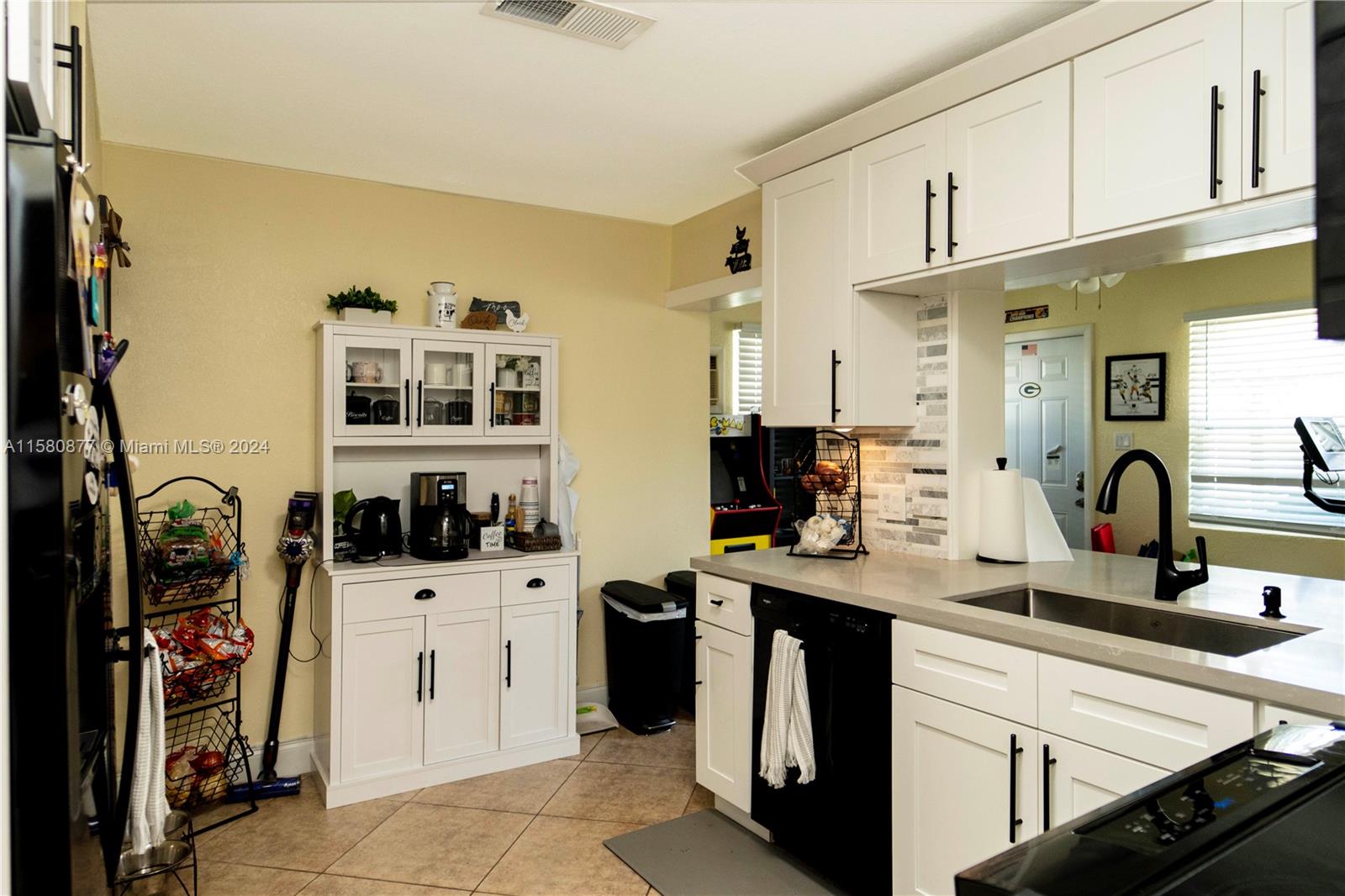 SUNRISE GOLF VILLAGE SEC - Residential