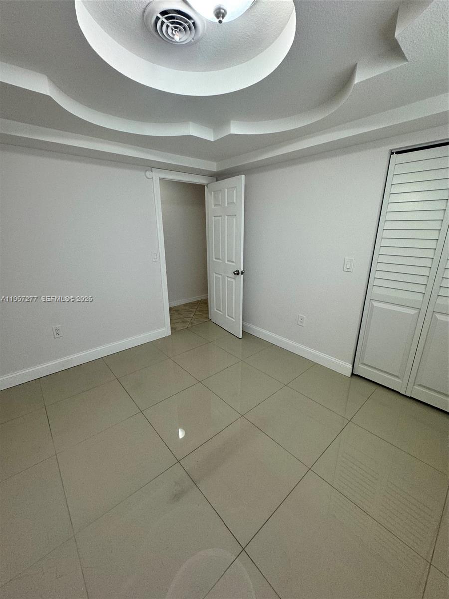 ACACIA VILLA - Residential Income