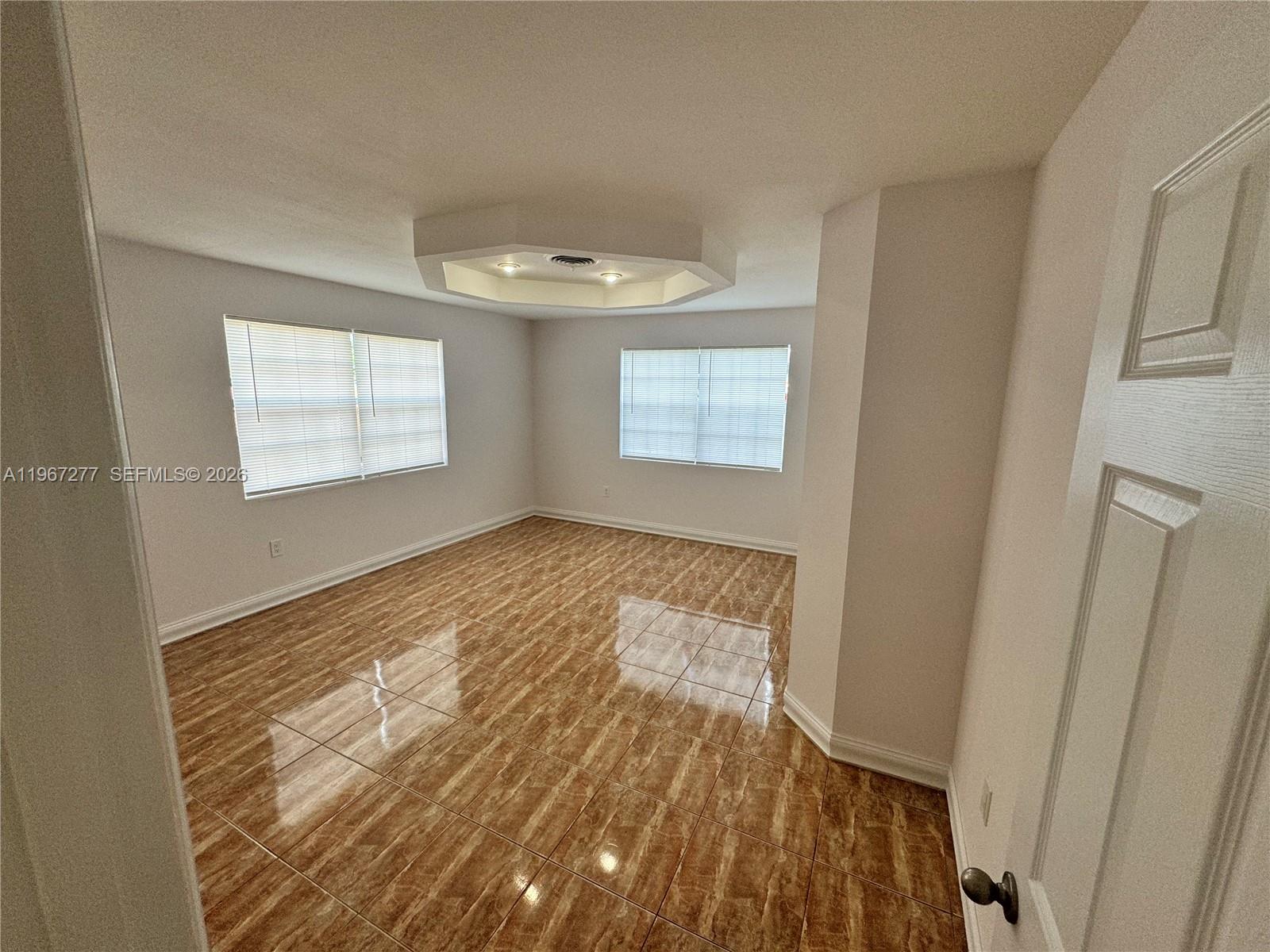 ACACIA VILLA - Residential Income