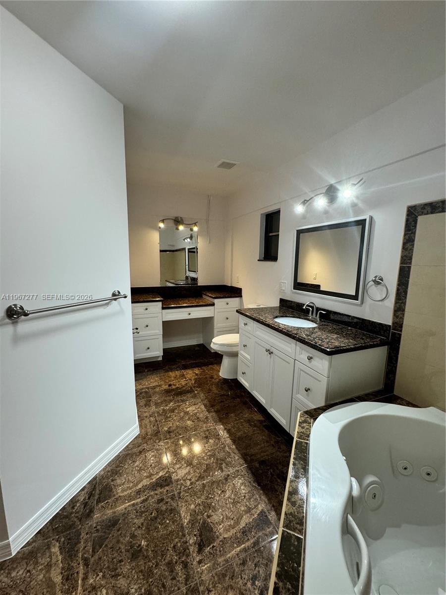ACACIA VILLA - Residential Income