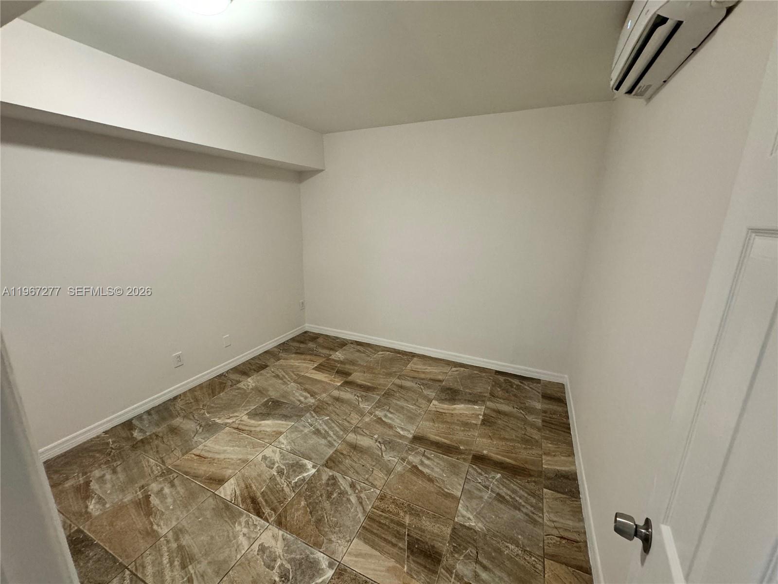 ACACIA VILLA - Residential Income