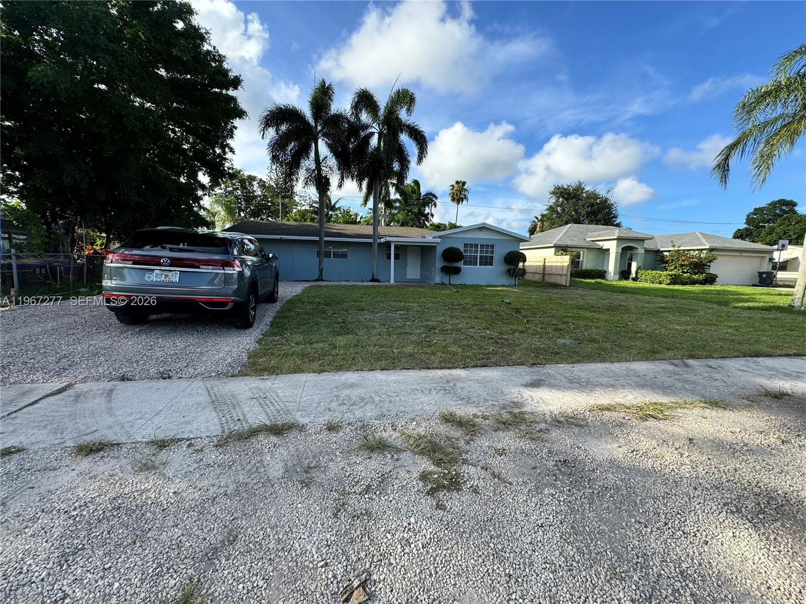 ACACIA VILLA - Residential Income
