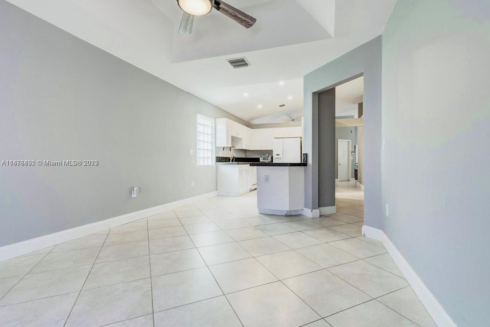 LAKES BY THE BAY SEC 12 - Residential Lease
