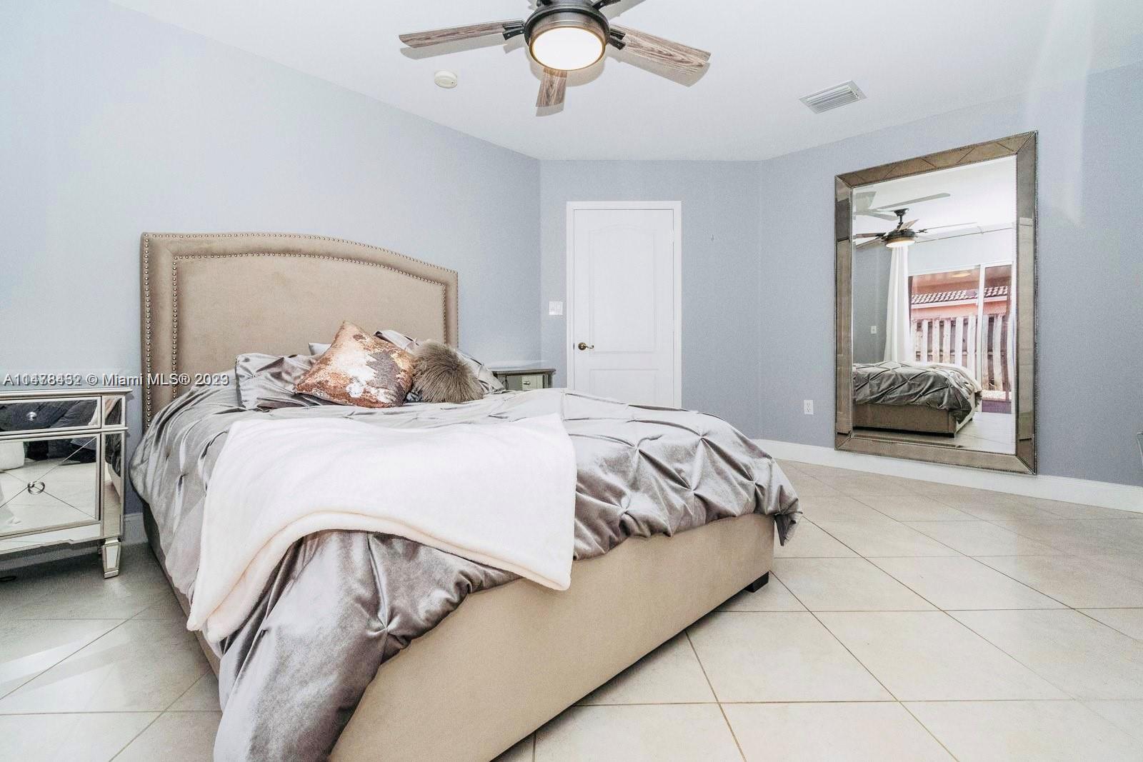 LAKES BY THE BAY SEC 12 - Residential Lease