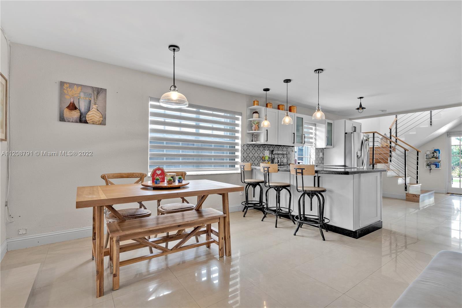 LONDON TERR 1ST ADDN - Residential