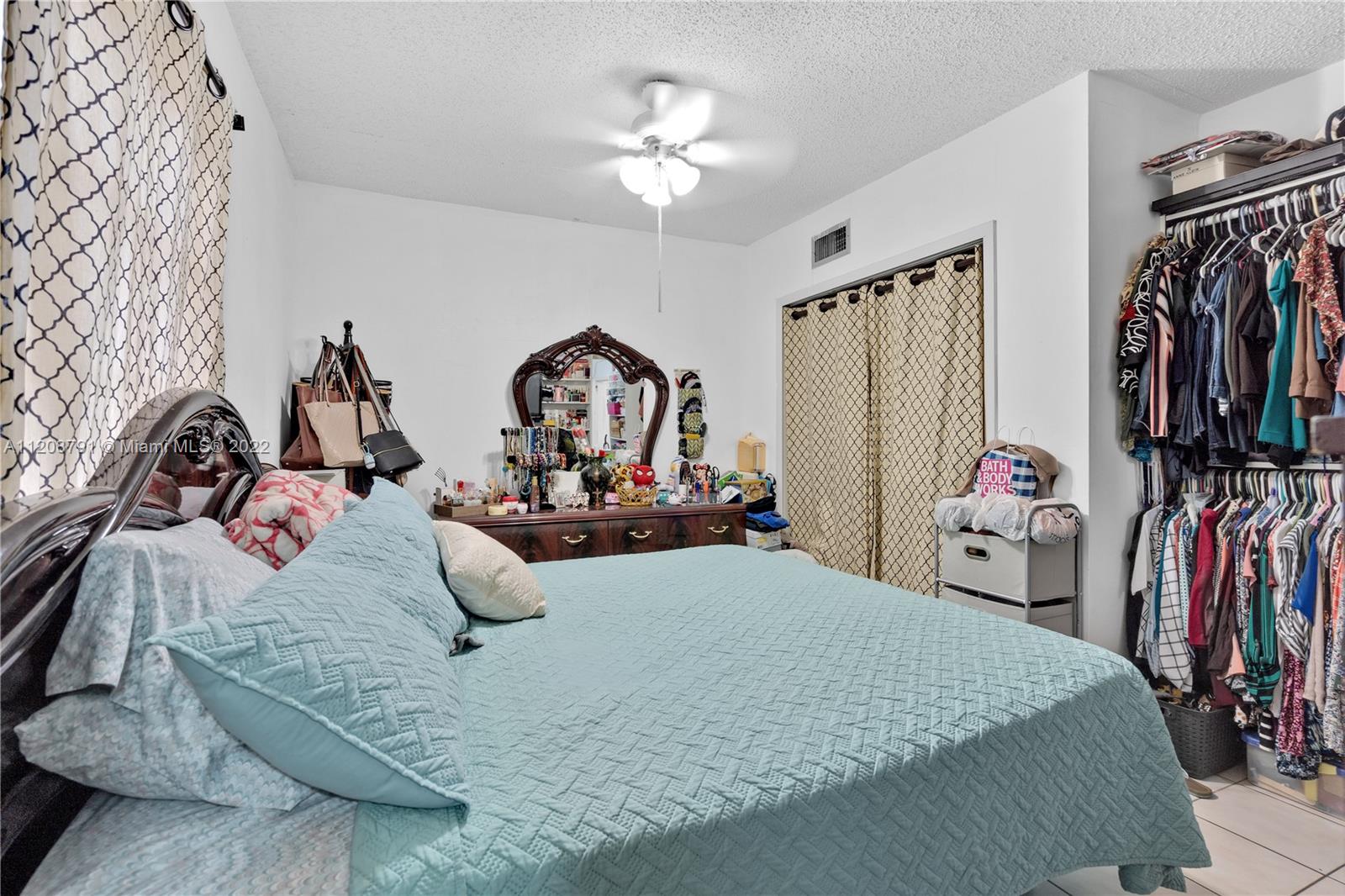 LONDON TERR 1ST ADDN - Residential