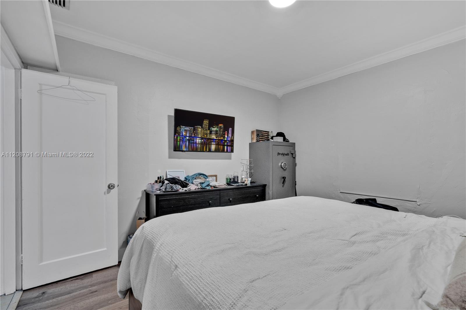 LONDON TERR 1ST ADDN - Residential