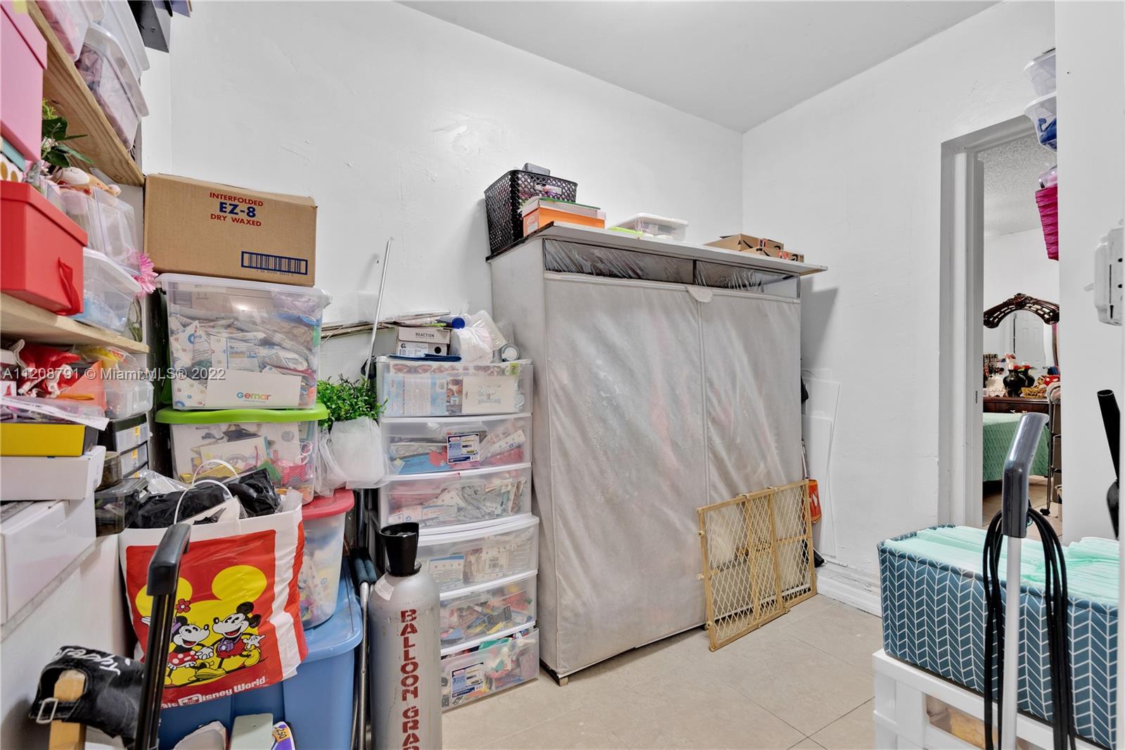 LONDON TERR 1ST ADDN - Residential