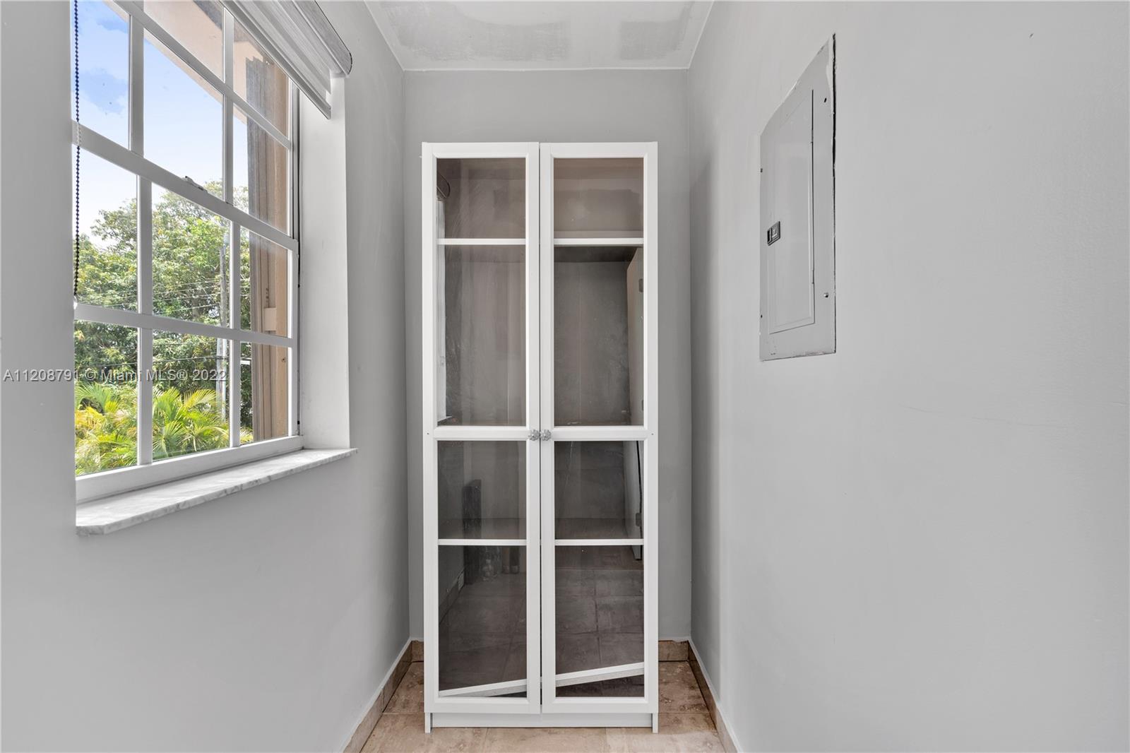 LONDON TERR 1ST ADDN - Residential