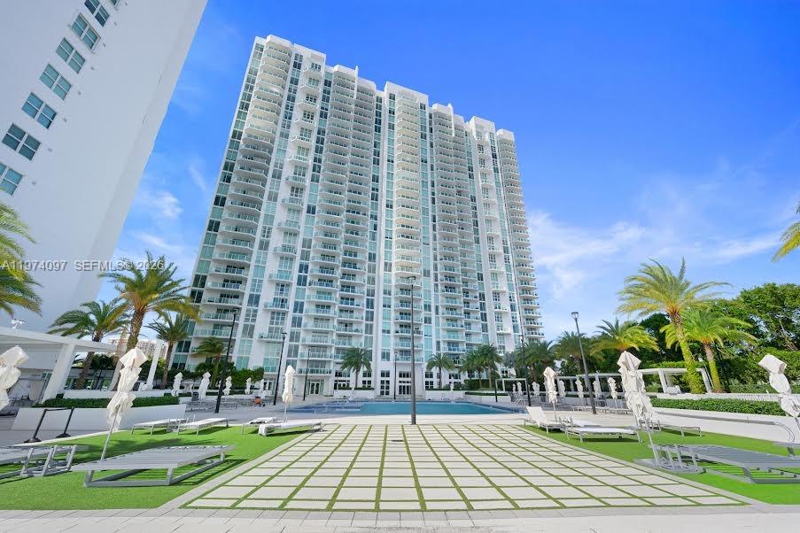 THE PENINSULA CONDO - Residential