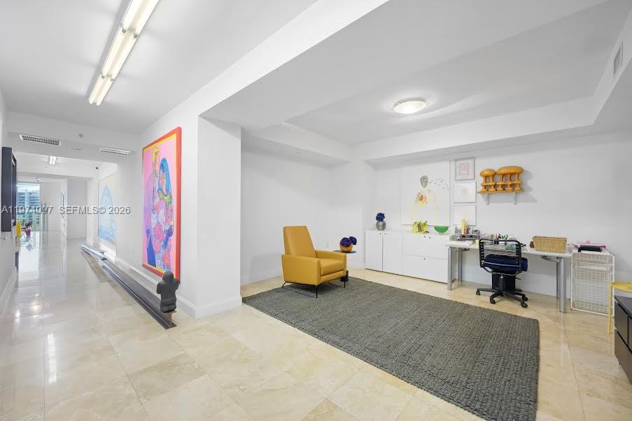 THE PENINSULA CONDO - Residential