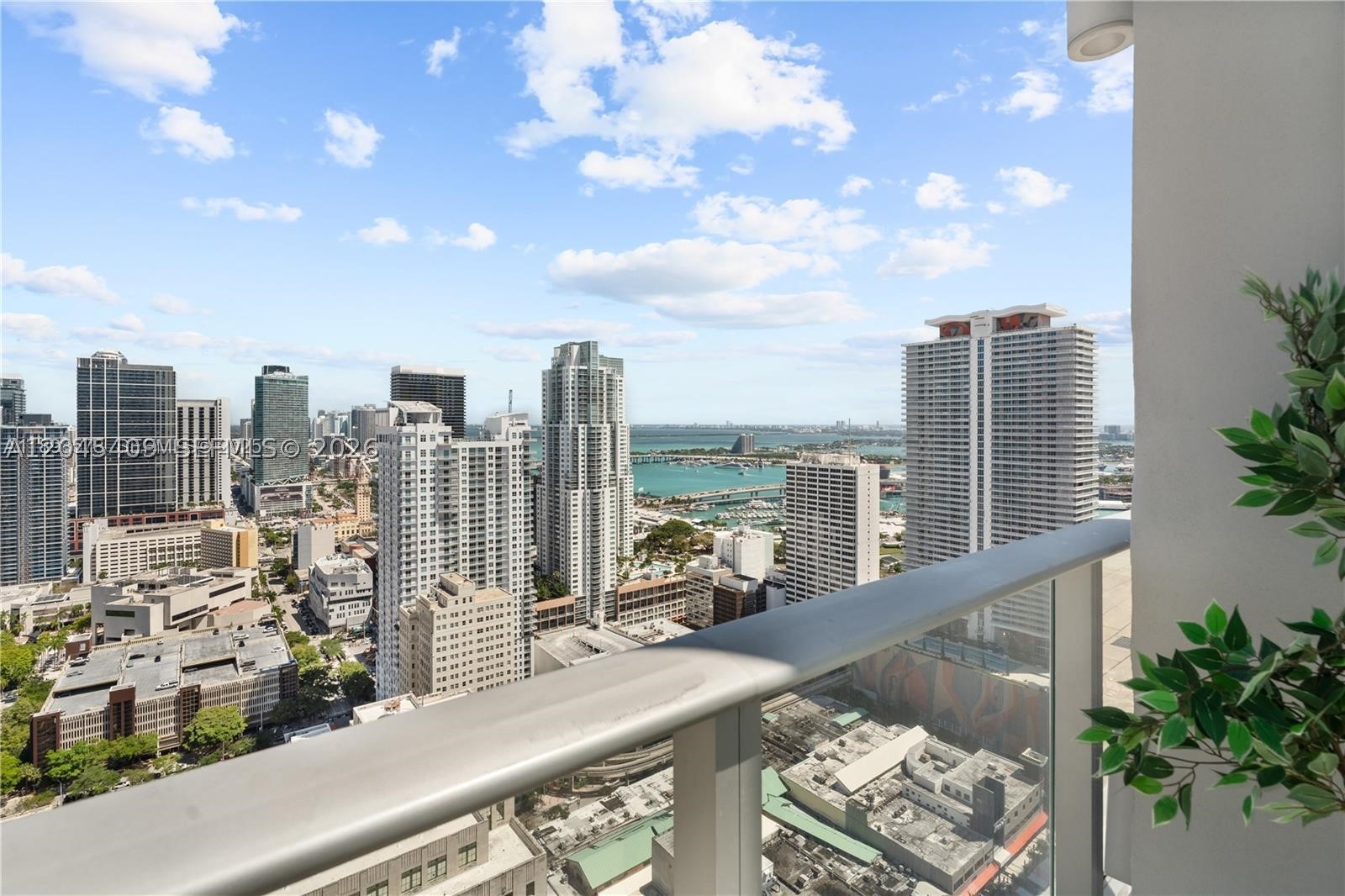 CENTRO CONDO - Residential Lease