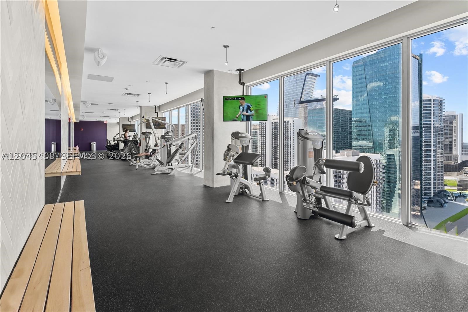 CENTRO CONDO - Residential Lease