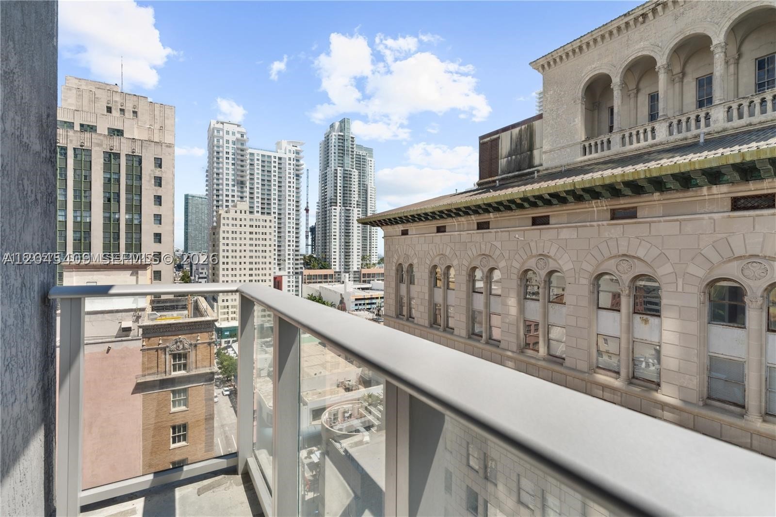 CENTRO CONDO - Residential Lease