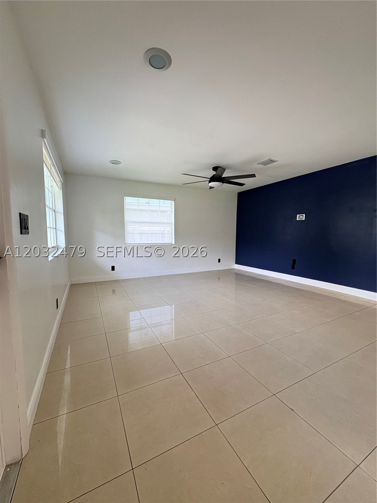 HOLLYWOOD BEACH HEIGHTS S - Residential Lease