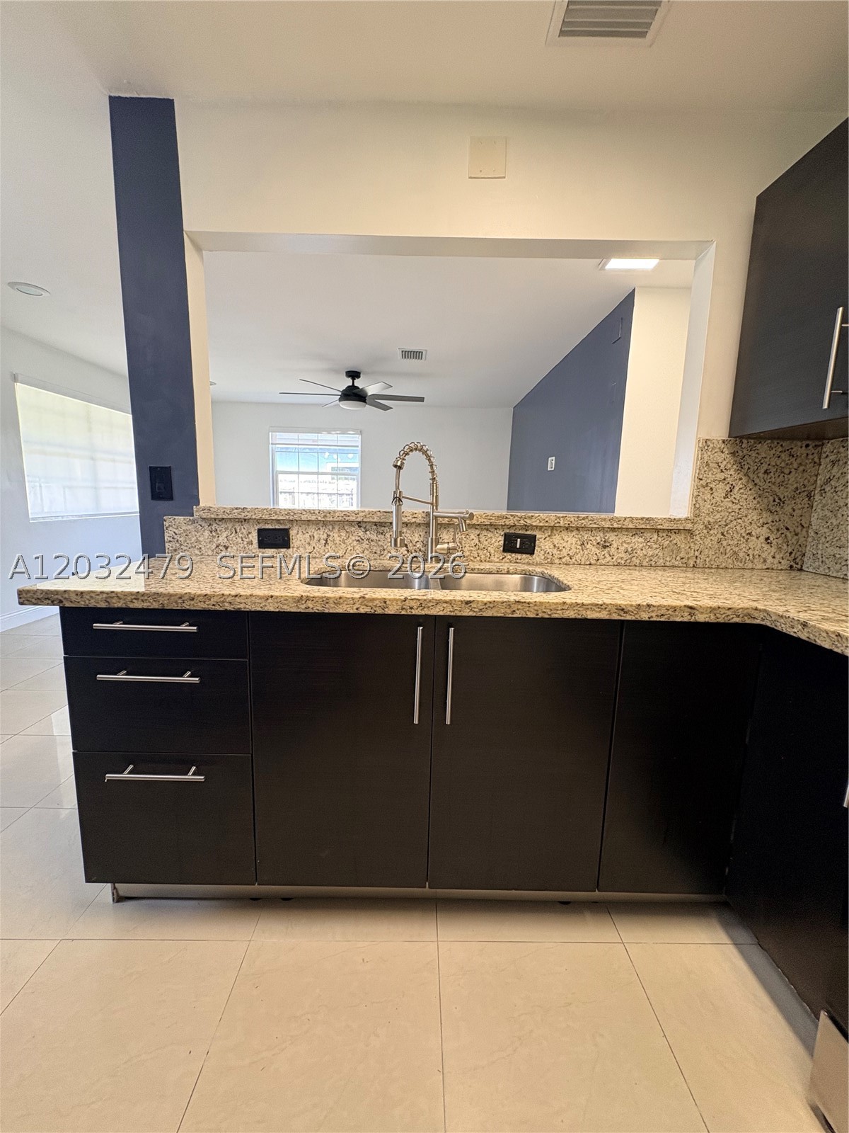 HOLLYWOOD BEACH HEIGHTS S - Residential Lease