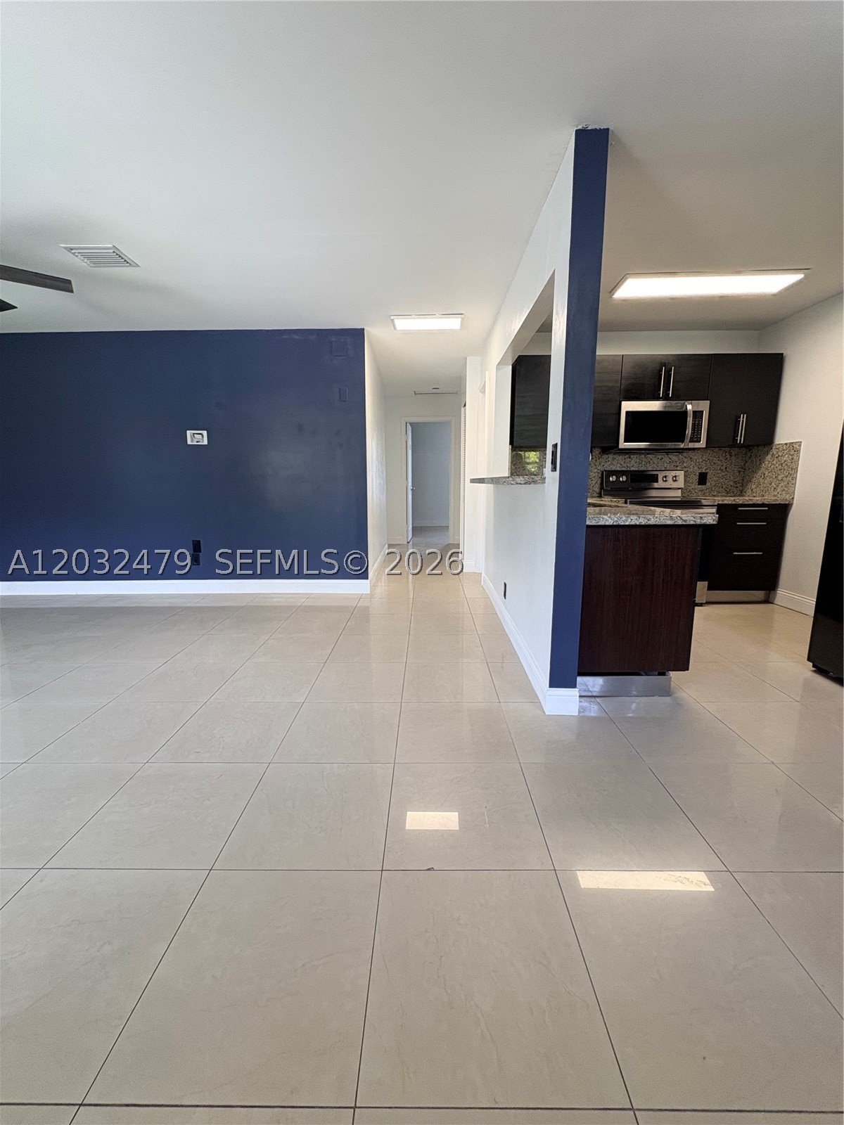 HOLLYWOOD BEACH HEIGHTS S - Residential Lease